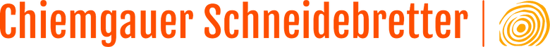 Logo von Chiemgauer Schneidebretter in Orange, das stilisierte Jahresringe zeigt. Dieses Design repräsentiert handwerkliche Präzision und die Verwendung natürlicher Materialien.