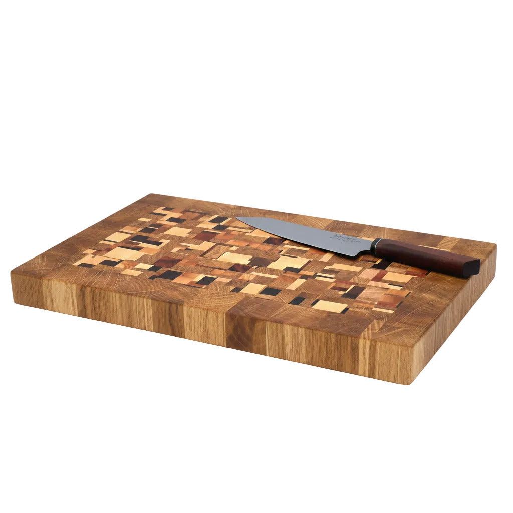 Chaotic Stirnholzschneidebrett mit Eiche Rand - Chiemgauer-Schneidebretter